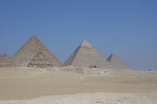 pyramides de gizeh egypte