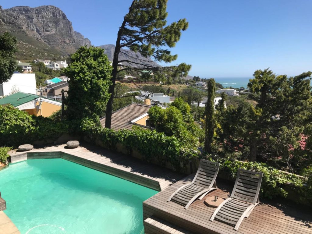 appartement camps bay