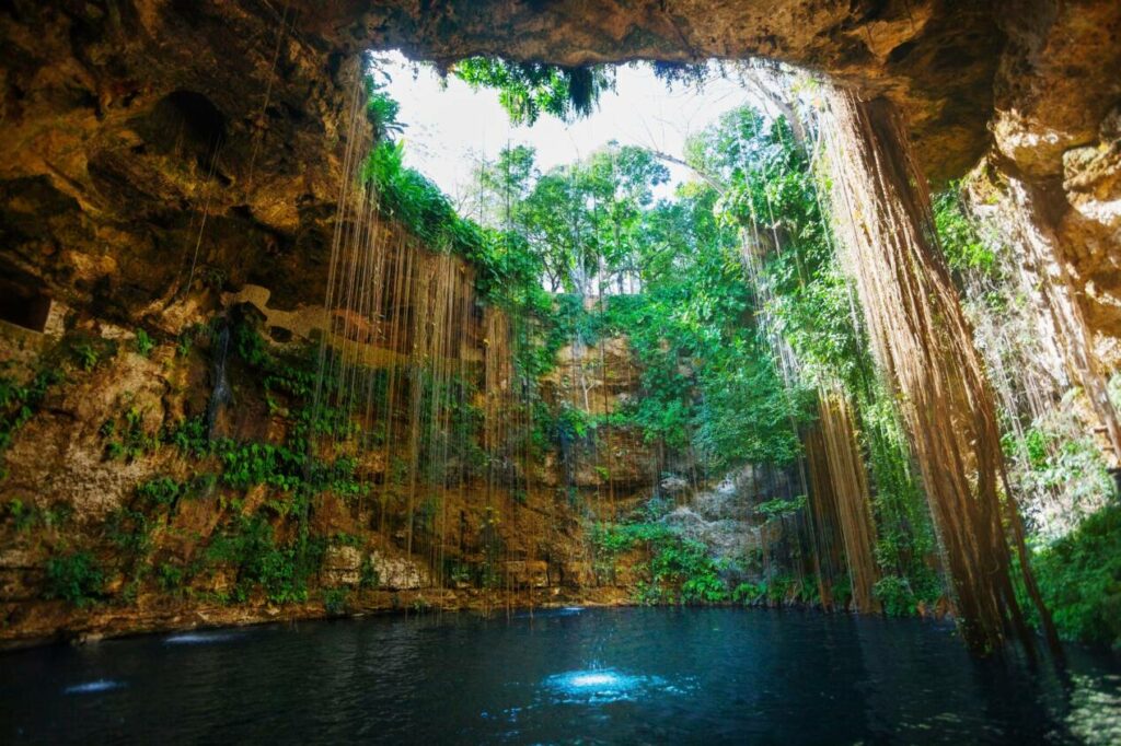 cenote cancun