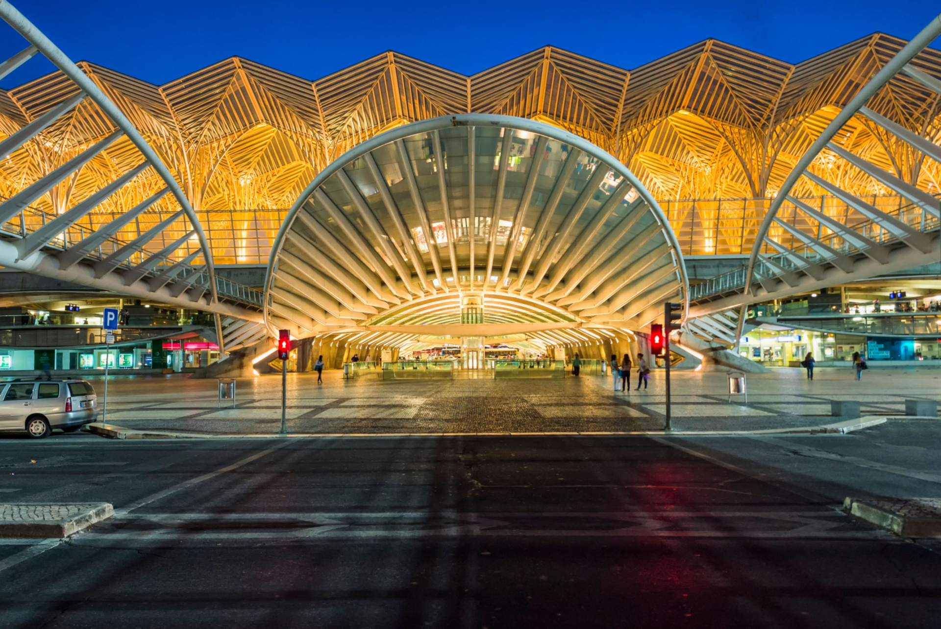 gare oriente lisbonne