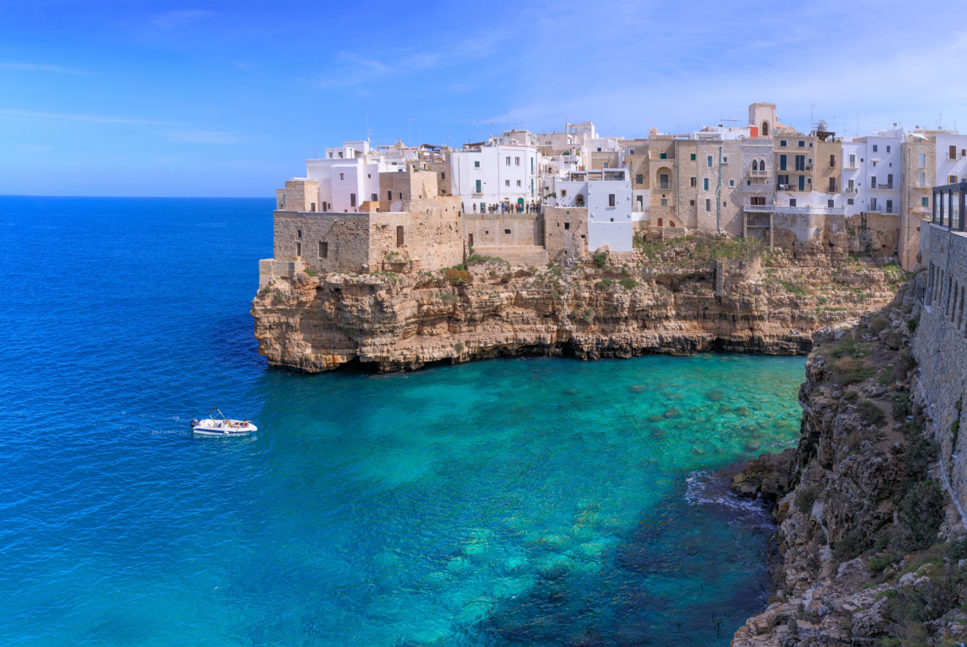 polignano a mare visiter les pouilles