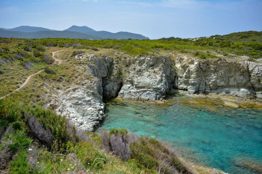 sentier des douaniers corse